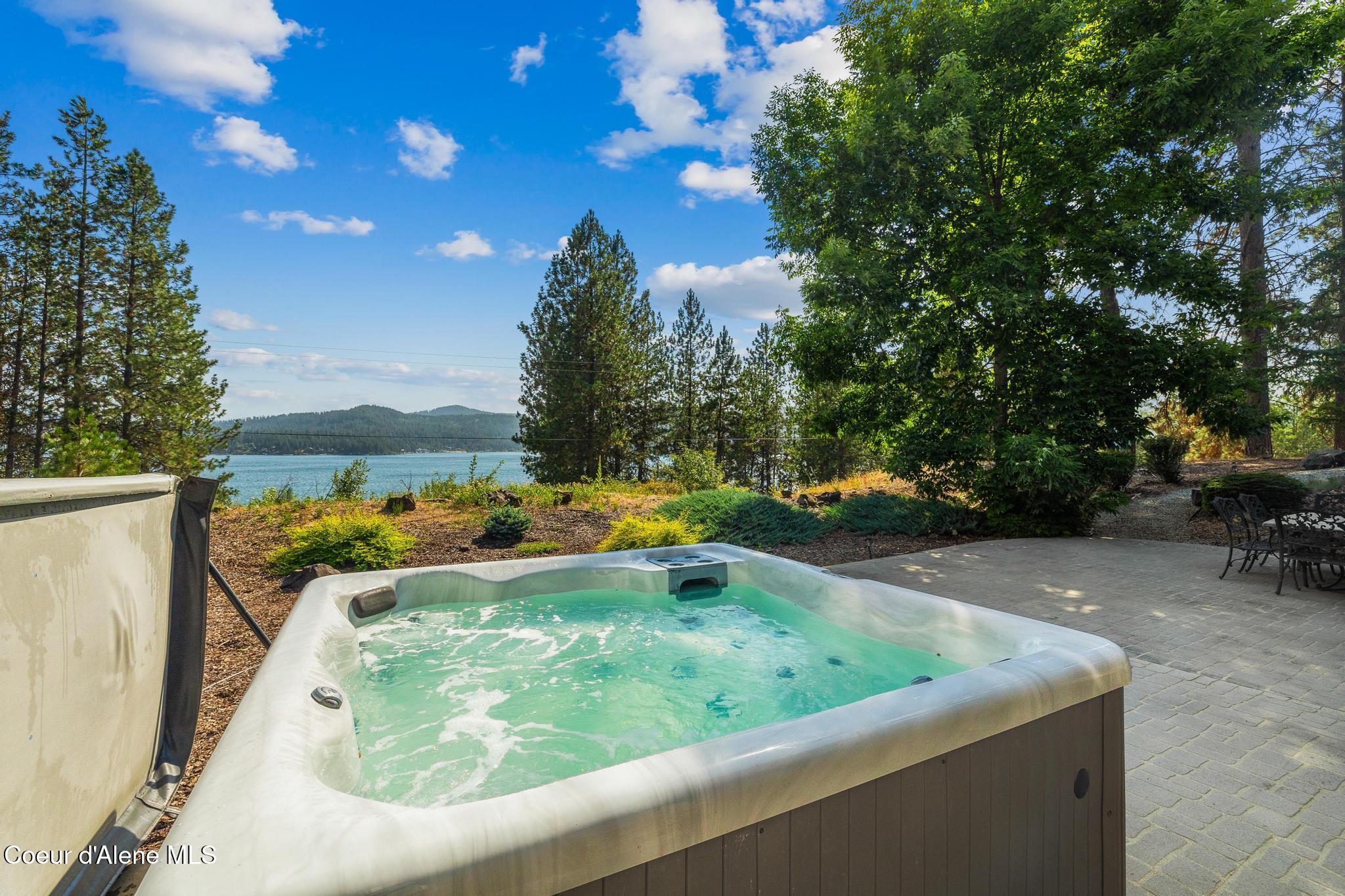 Harrison, Idaho, 83833, United States, 4 Bedrooms Bedrooms, ,5 BathroomsBathrooms,Residential,For Sale,1895390