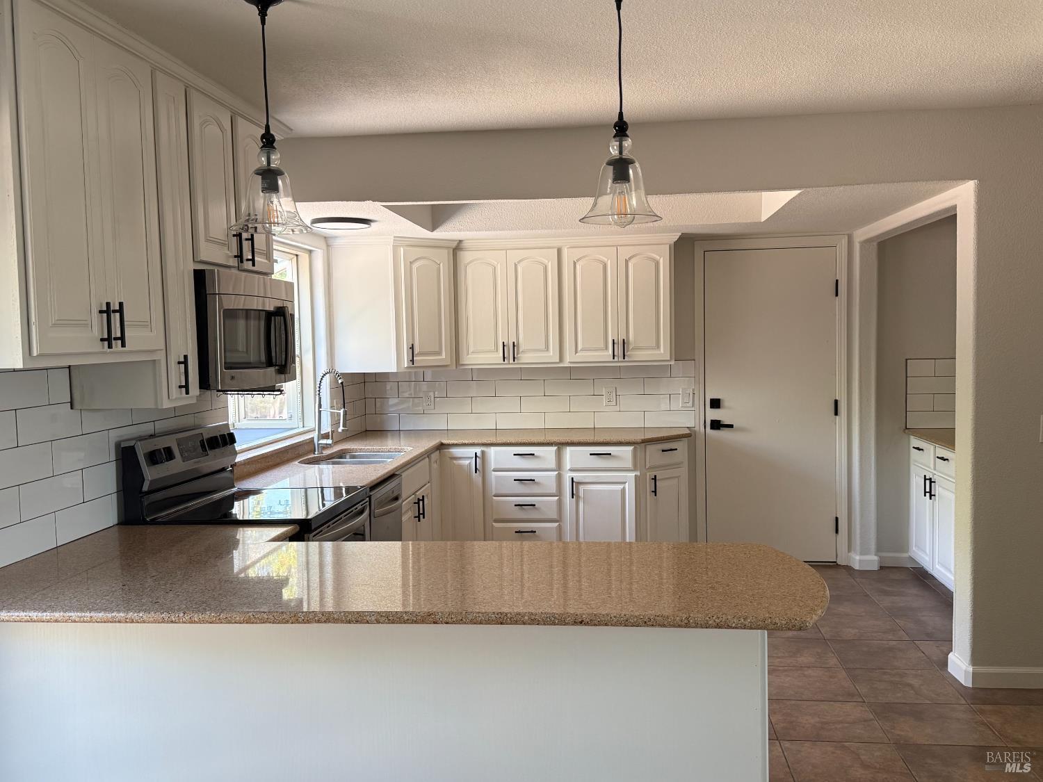 Fairfield, California, 94533, United States, 3 Bedrooms Bedrooms, ,3 BathroomsBathrooms,Residential,For Sale,1987384