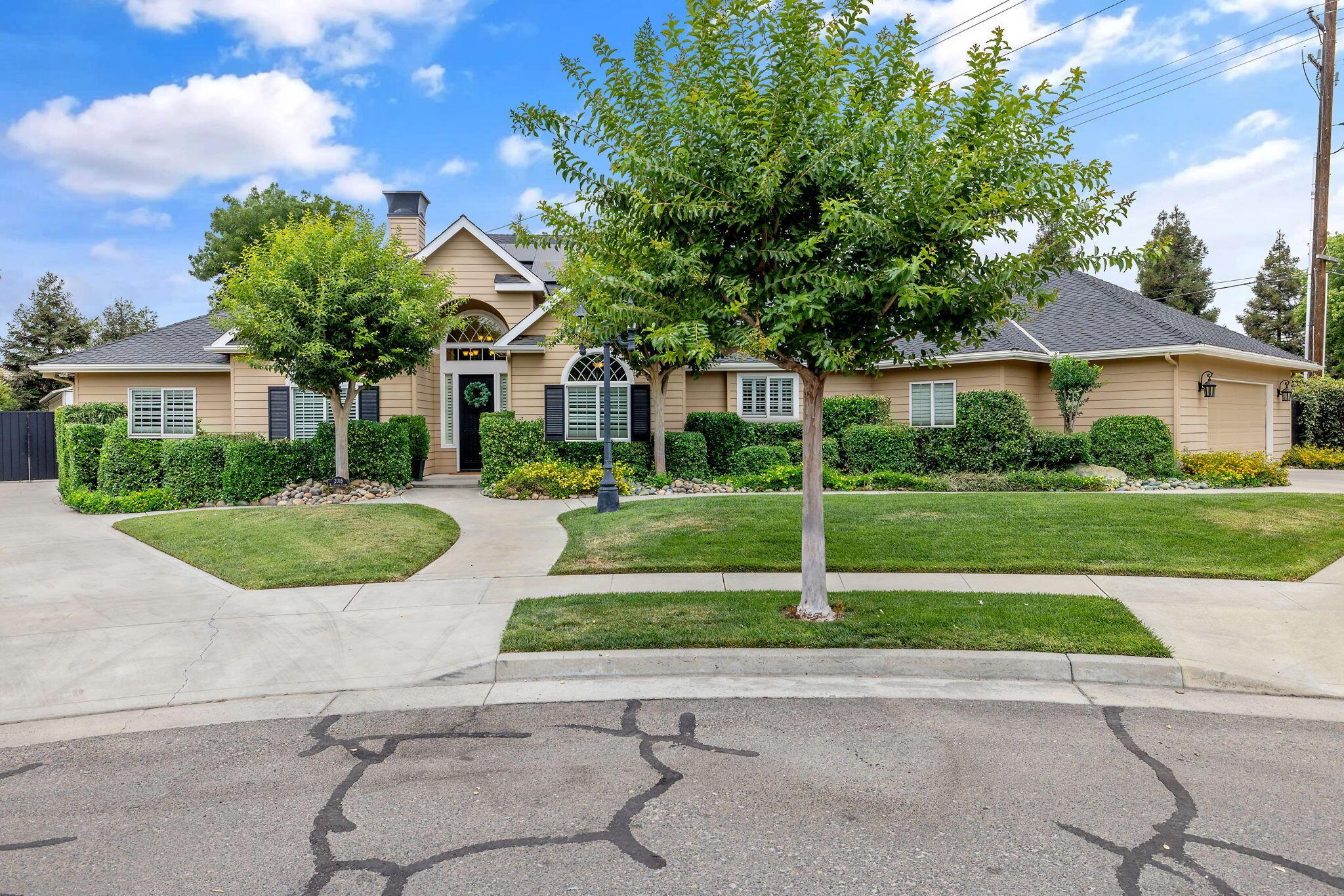 Visalia, California, 93277, United States, 3 Bedrooms Bedrooms, ,2 BathroomsBathrooms,Residential,For Sale,2048559