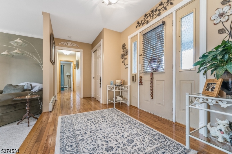 Readington Twp., New Jersey, 08853, United States, 3 Bedrooms Bedrooms, ,3 BathroomsBathrooms,Residential,For Sale,1903743