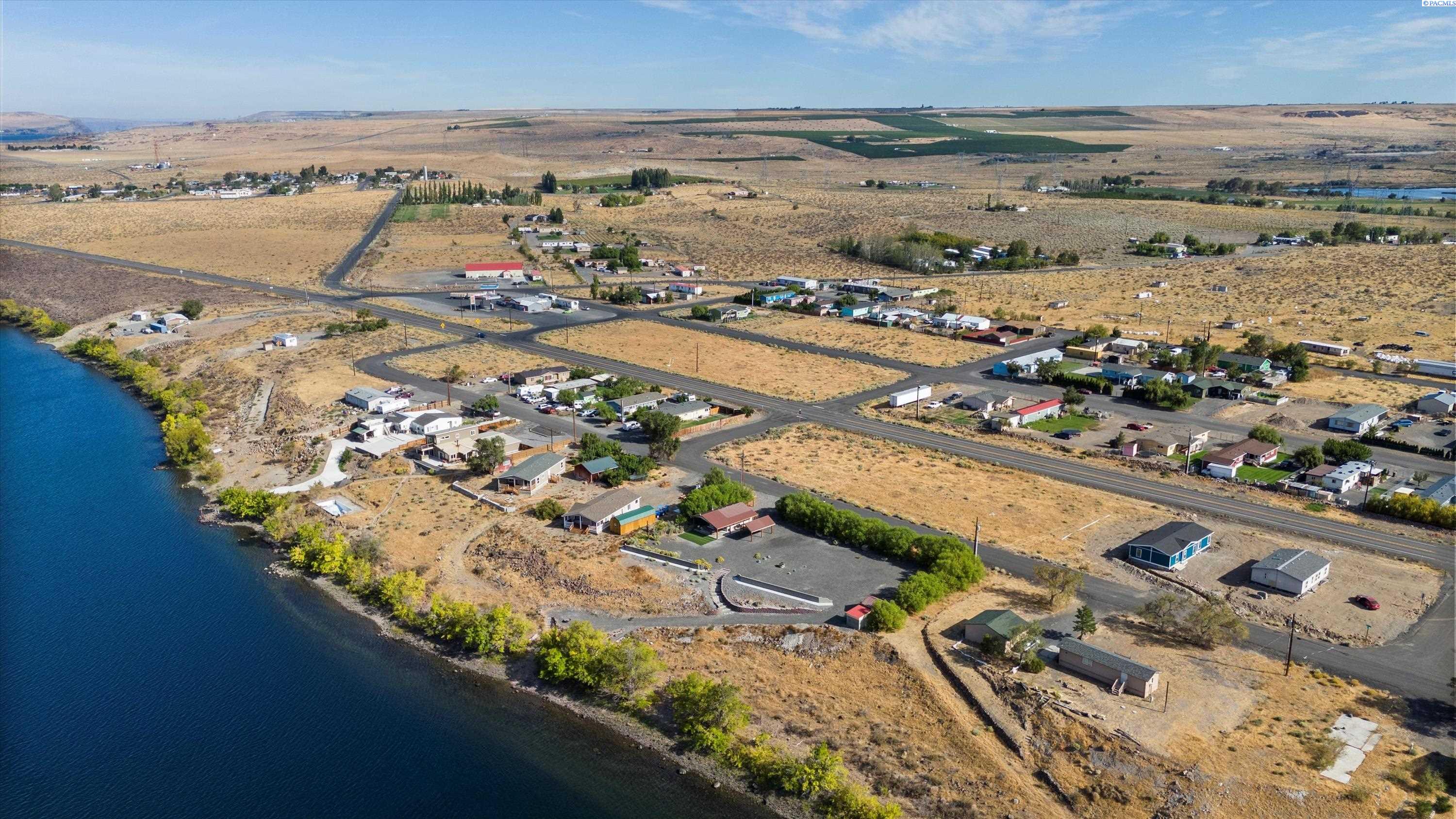 18246 SW Shore Avenue, Beverly, Washington, 99321, United States, ,Residential,For Sale,18246 SW Shore Avenue,1632325