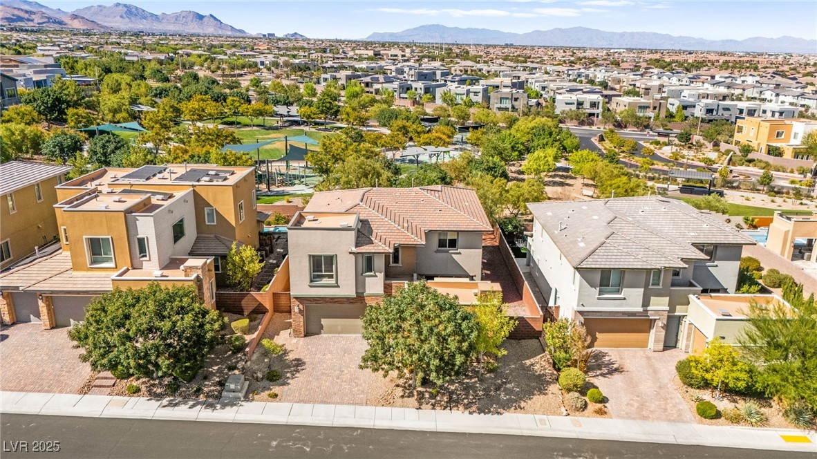 Las Vegas, Nevada, 89135, United States, 4 Bedrooms Bedrooms, ,4 BathroomsBathrooms,Residential,For Sale,1926199