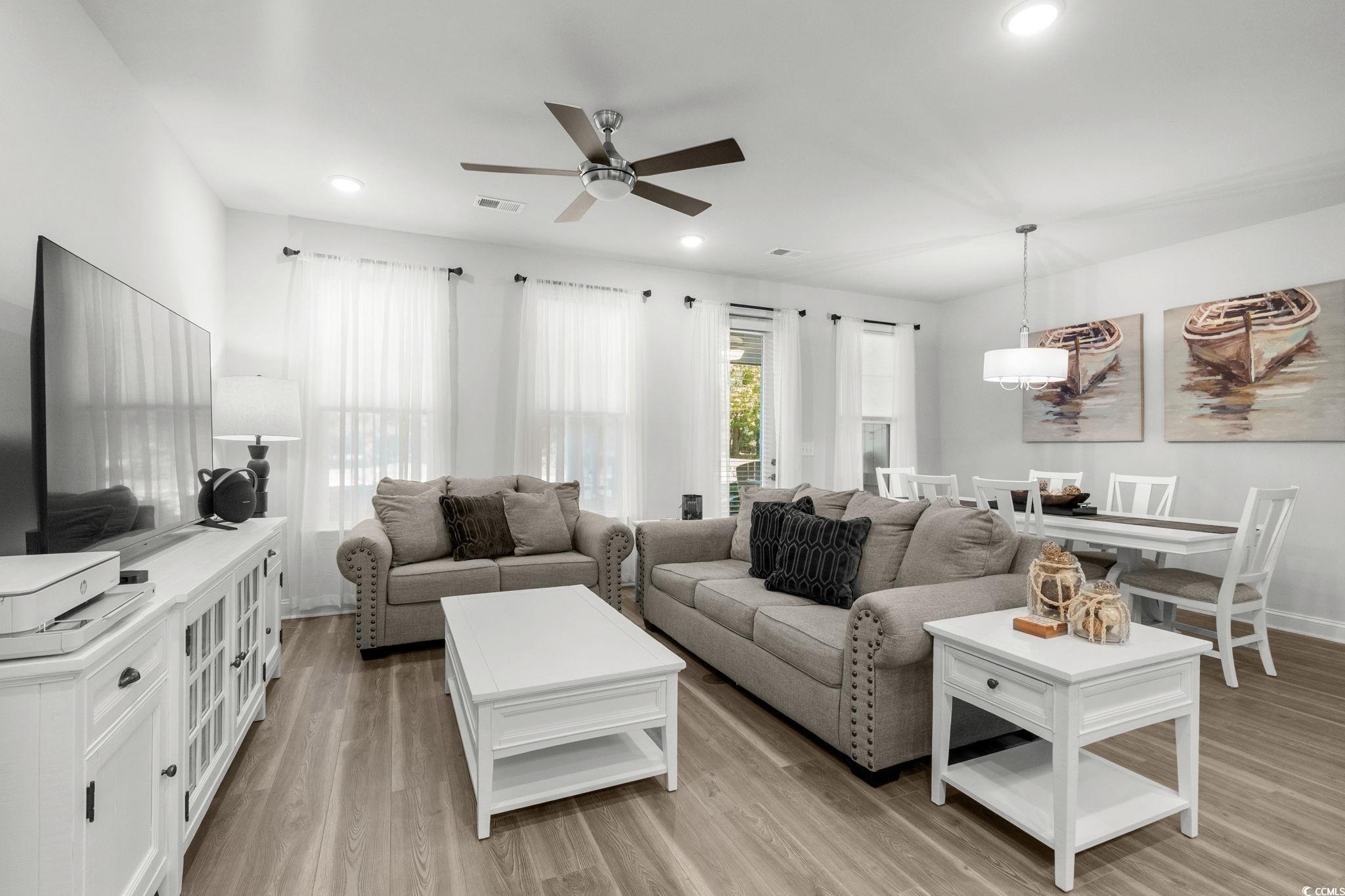 North Myrtle Beach, South Carolina, 29582, United States, 4 Bedrooms Bedrooms, ,4 BathroomsBathrooms,Residential,For Sale,1969282