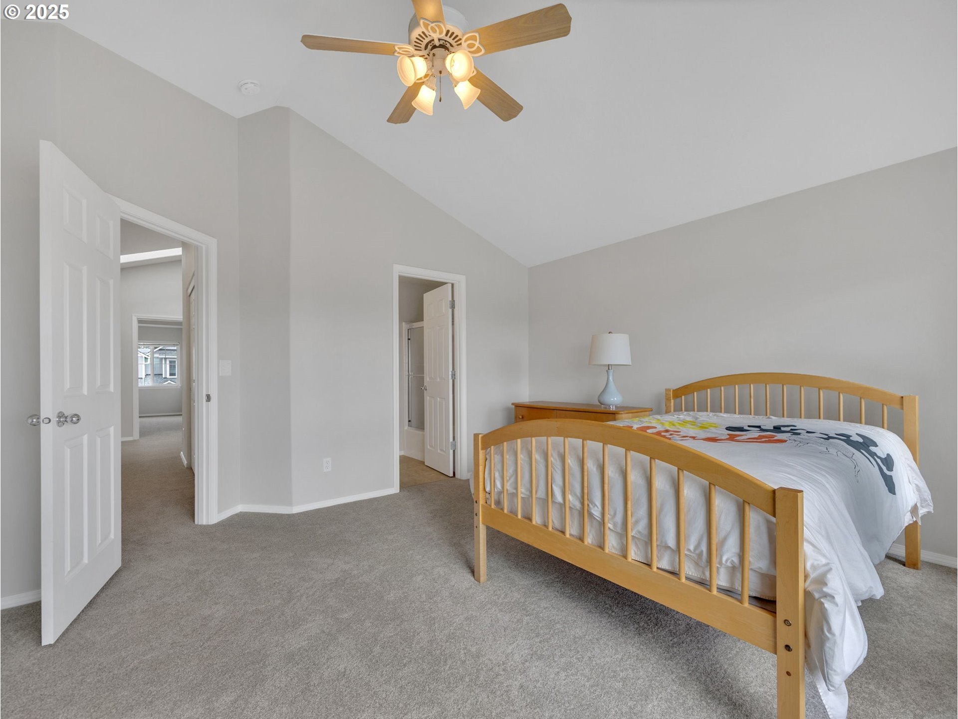West Linn, Oregon, 97068, United States, 3 Bedrooms Bedrooms, ,3 BathroomsBathrooms,Residential,For Sale,1950039