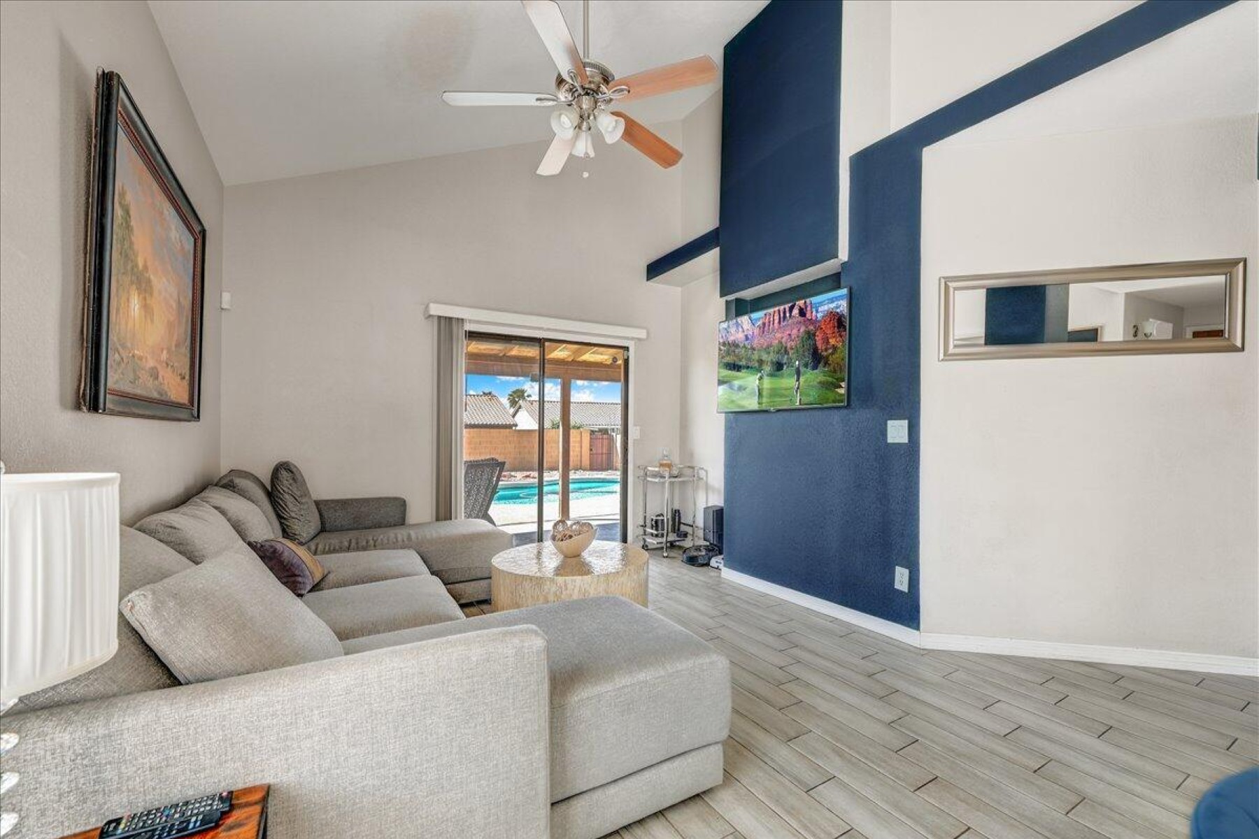  843 E Audrey Lane  Phoenix, AZ - 物件實景