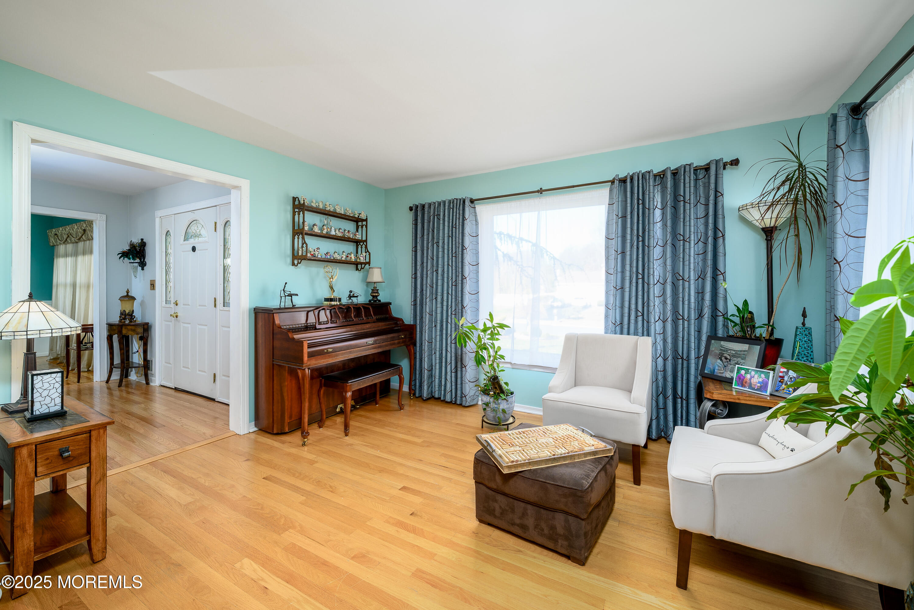 Manalapan, New Jersey, 07726, United States, 4 Bedrooms Bedrooms, ,3 BathroomsBathrooms,Residential,For Sale,2003393