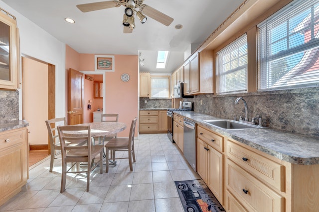 Totowa, New Jersey, 07512, United States, 3 Bedrooms Bedrooms, ,2 BathroomsBathrooms,Residential,For Sale,1984050