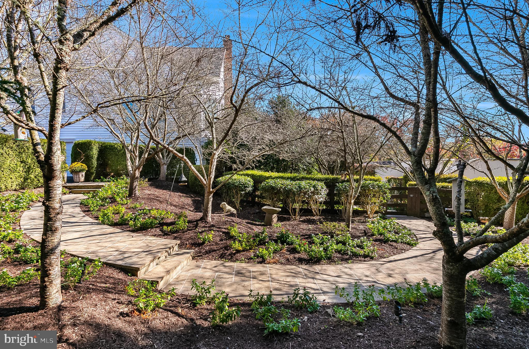 Aldie, Virginia, 20105, United States, 5 Bedrooms Bedrooms, ,7 BathroomsBathrooms,Residential,For Sale,1980828