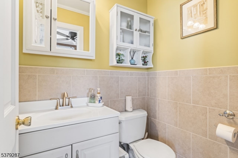 Elizabeth City, New Jersey, 07208-1601, United States, 5 Bedrooms Bedrooms, ,3 BathroomsBathrooms,Residential,For Sale,1921701