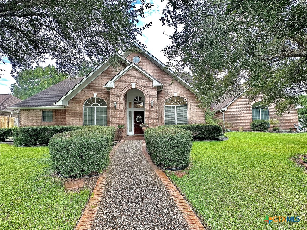 Victoria, Texas, 77904, United States, 4 Bedrooms Bedrooms, ,4 BathroomsBathrooms,Residential,For Sale,1942262