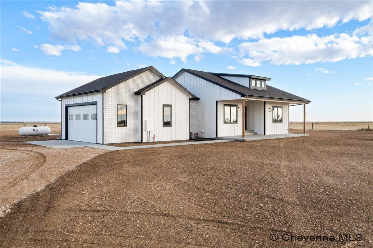 Cheyenne, Wyoming, 82009, United States, 3 Bedrooms Bedrooms, ,2 BathroomsBathrooms,Residential,For Sale,1875233