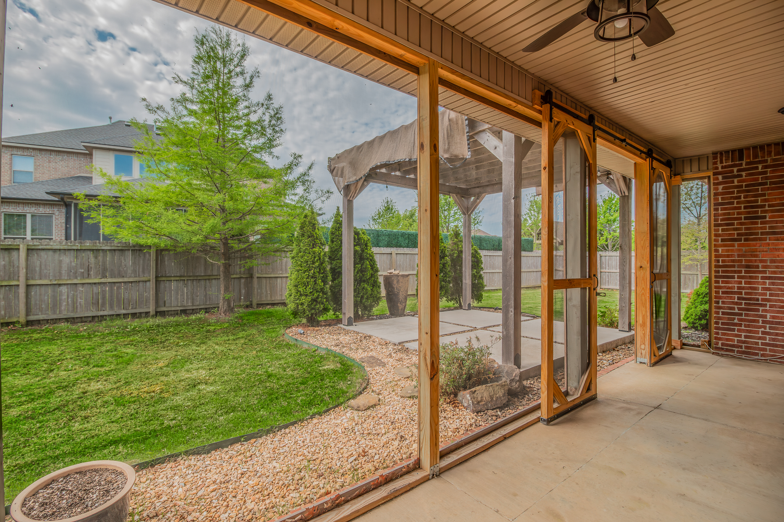  1407 SW Wisteria Ave., Bentonville, AR 72713 - 物件實景