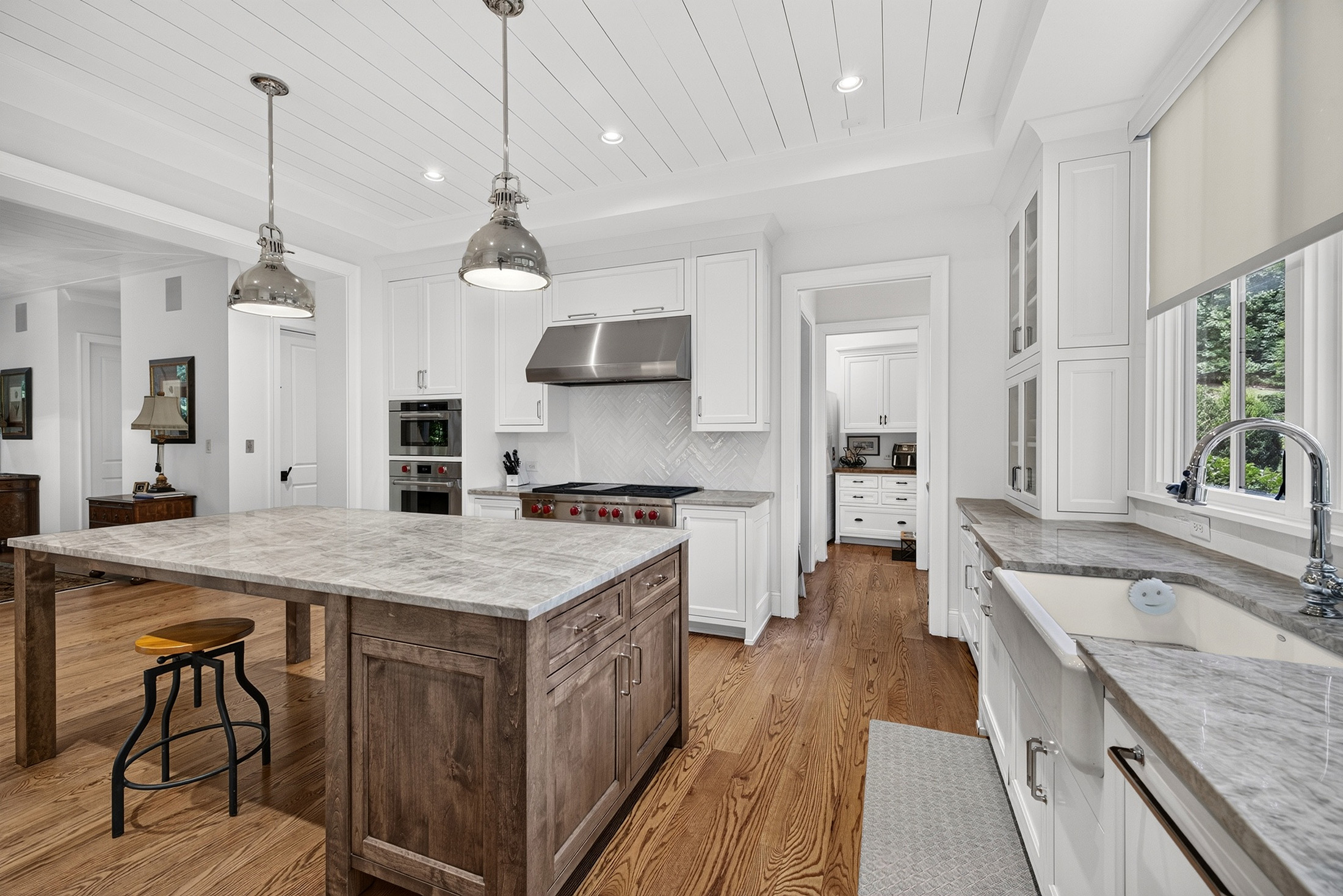  Exceptional Custom Residence Nestled on Private Wooded Lot in Chastain Park - 物件實景
