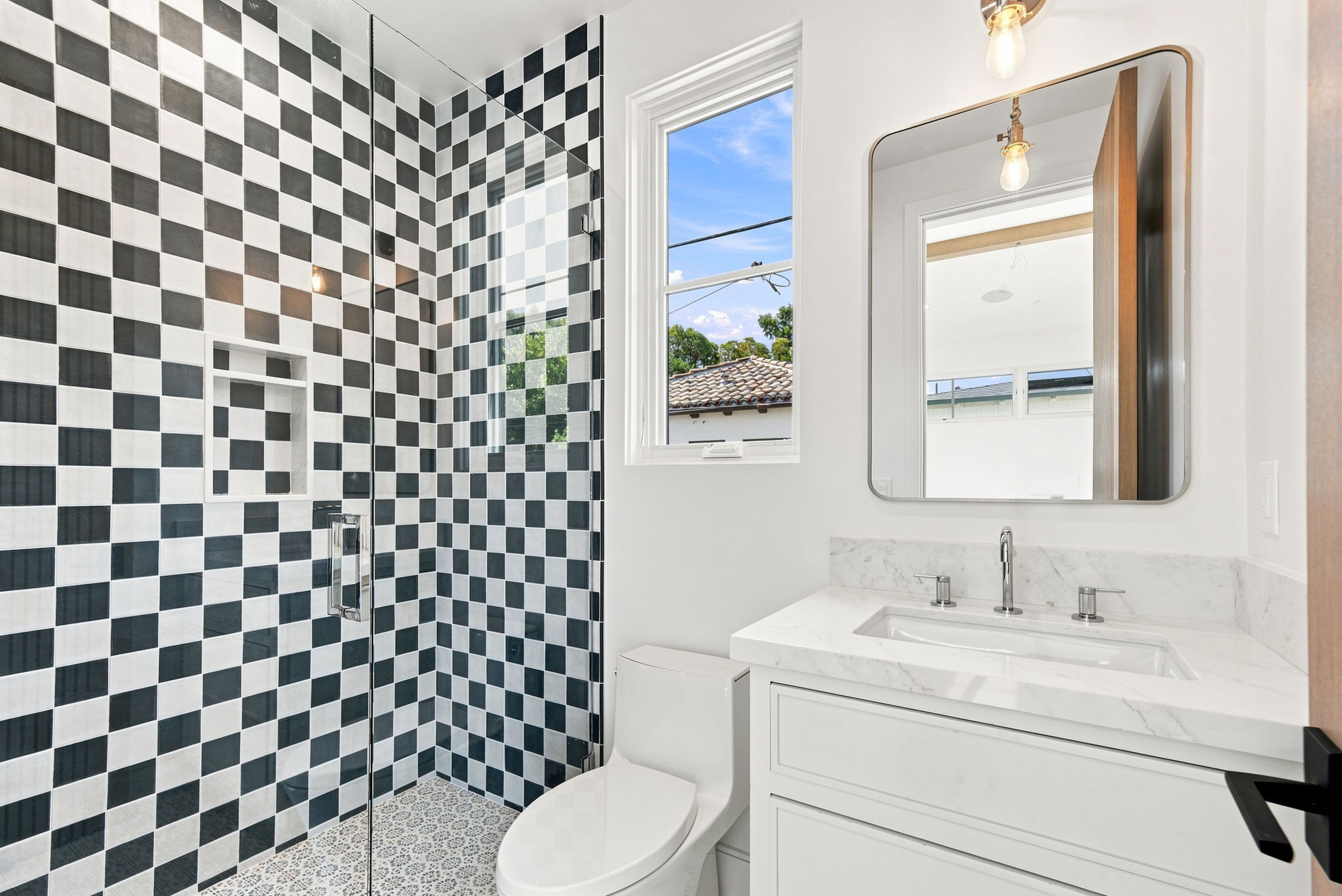  640 33rd Street, Manhattan Beach, CA 90266 - 物件實景