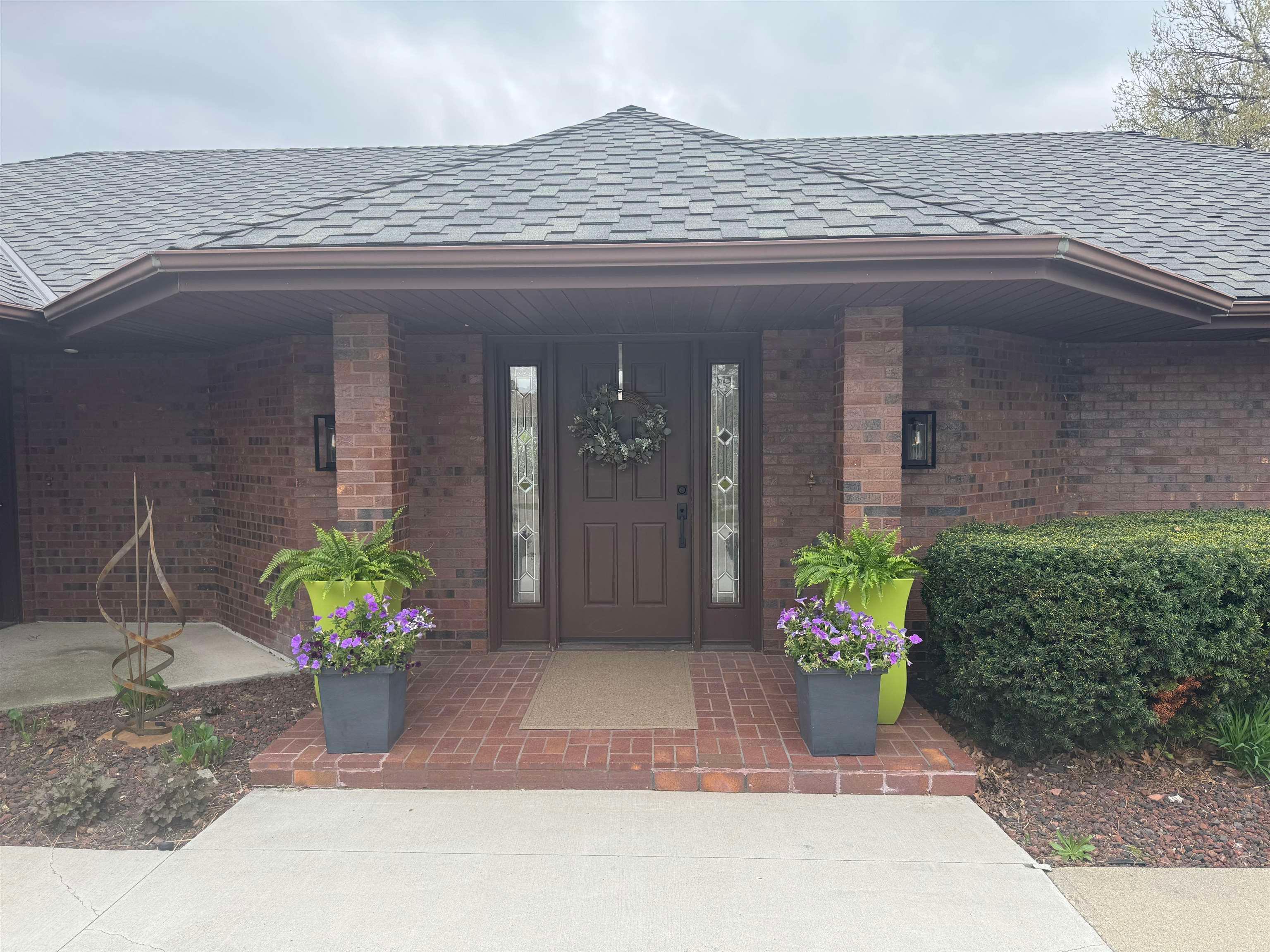 Norfolk, Nebraska, 68701-000, United States, 4 Bedrooms Bedrooms, ,3 BathroomsBathrooms,Residential,For Sale,1792775