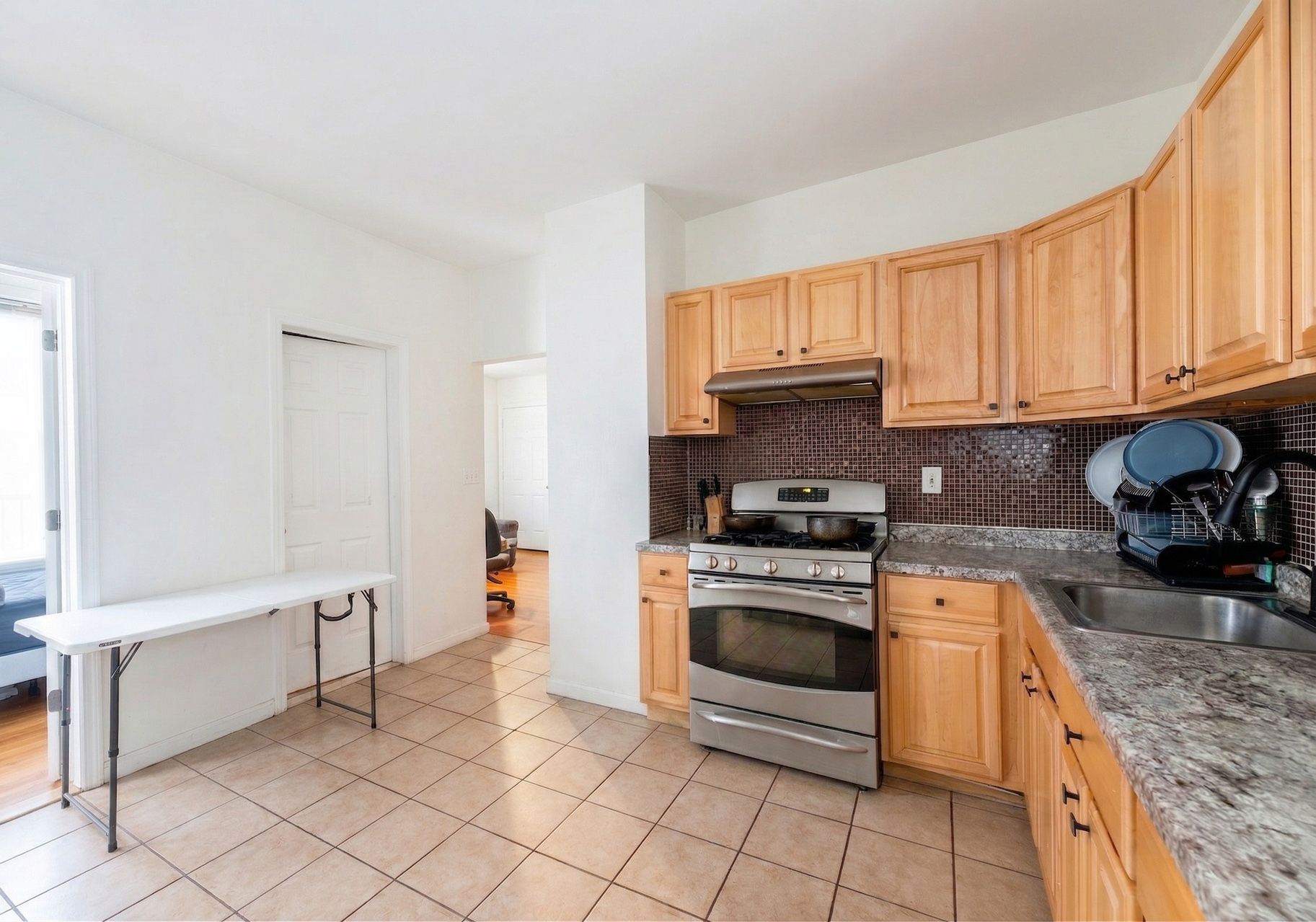  76 North 4th Street, Paterson, NJ 07522 - 物件實景