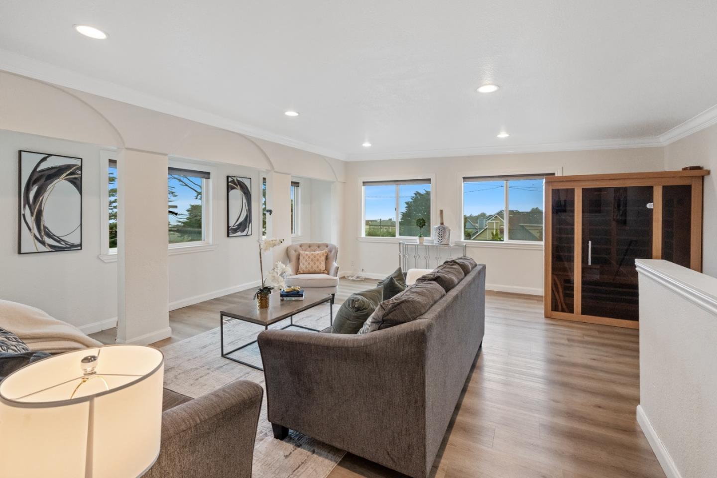 Pacifica, California, 94044, United States, 4 Bedrooms Bedrooms, ,5 BathroomsBathrooms,Residential,For Sale,1988346