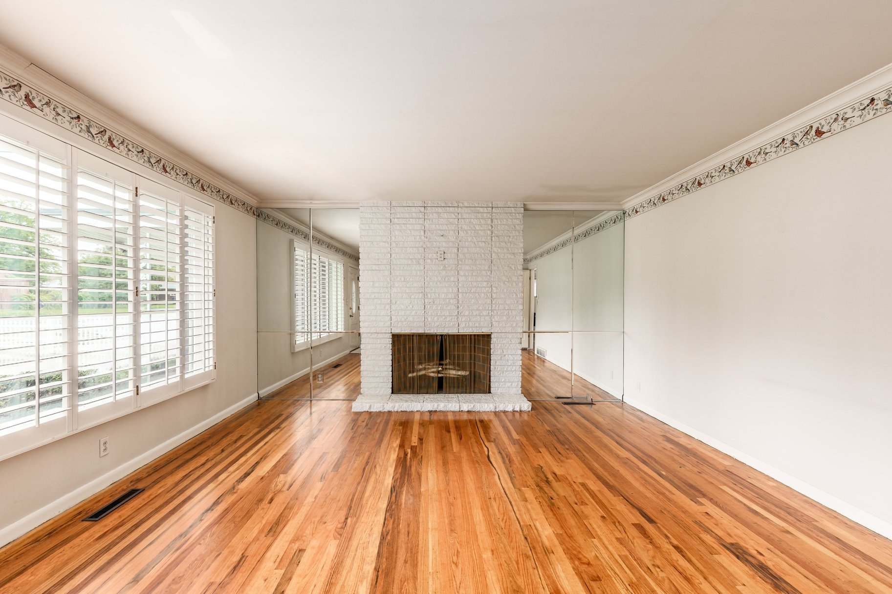  Single Level Living opportunity in the heart of Millcreek - 物件實景