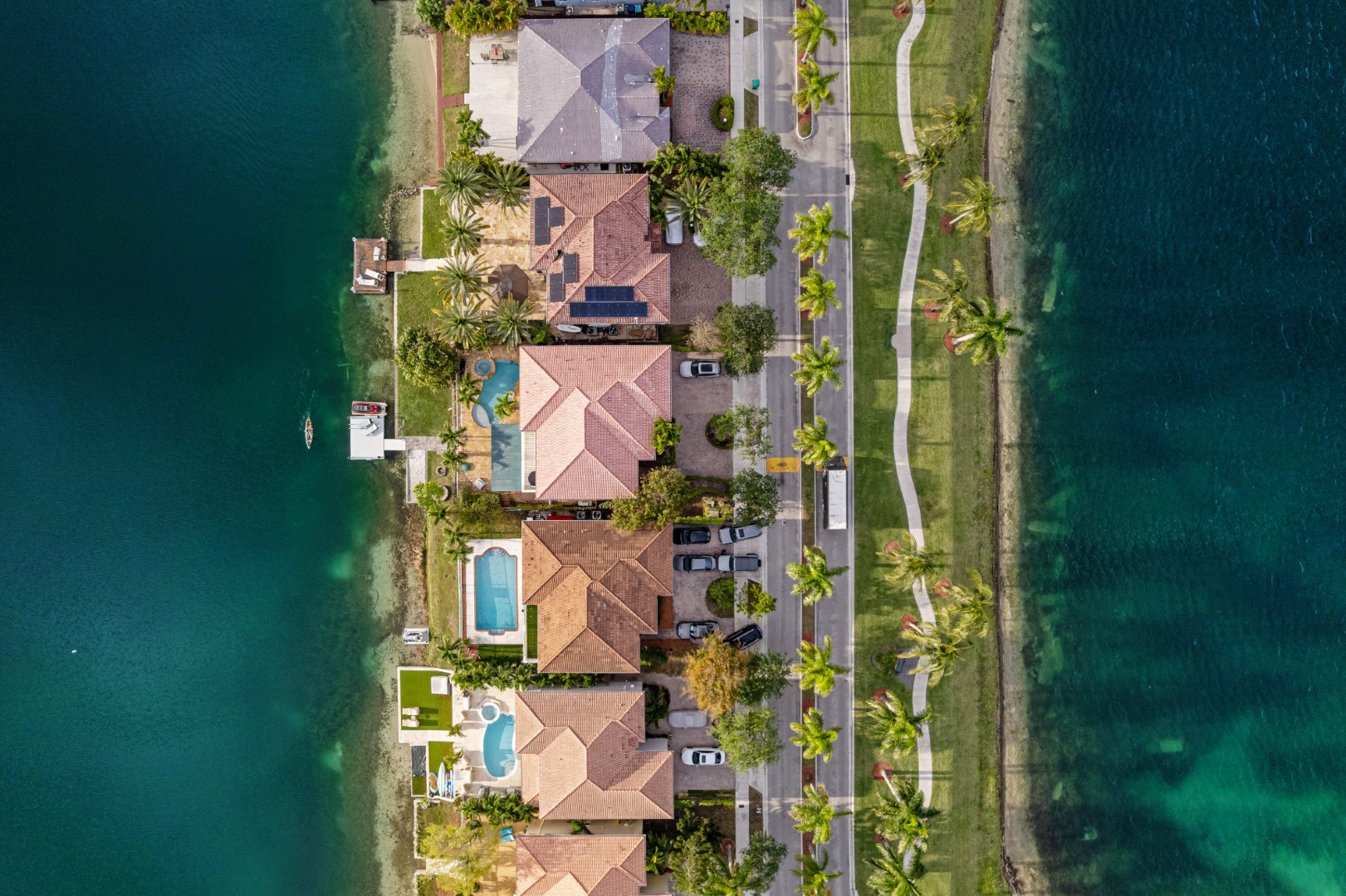 Miami, Florida, 33186, United States, 5 Bedrooms Bedrooms, ,3 BathroomsBathrooms,Residential,For Sale,1765733