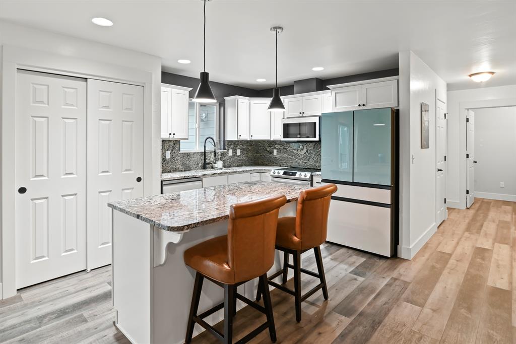 Kalispell, Montana, 59901, United States, 4 Bedrooms Bedrooms, ,3 BathroomsBathrooms,Residential,For Sale,1987389