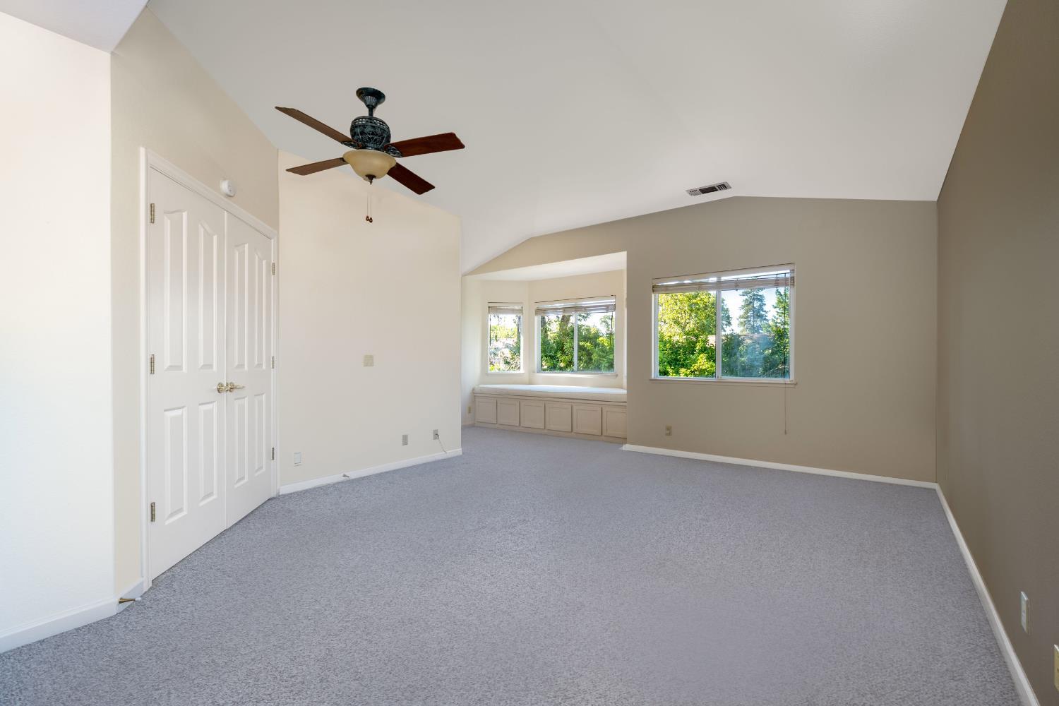Grass Valley, California, 95945, United States, 3 Bedrooms Bedrooms, ,3 BathroomsBathrooms,Residential,For Sale,1924328