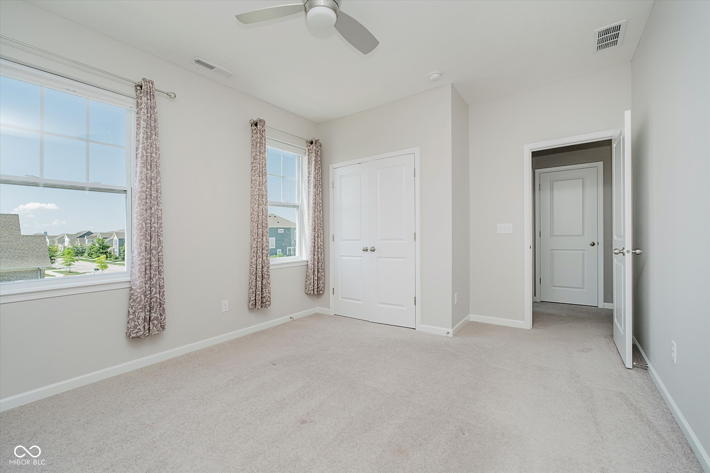 Westfield, Indiana, 46074, United States, 4 Bedrooms Bedrooms, ,4 BathroomsBathrooms,Residential,For Sale,1893433