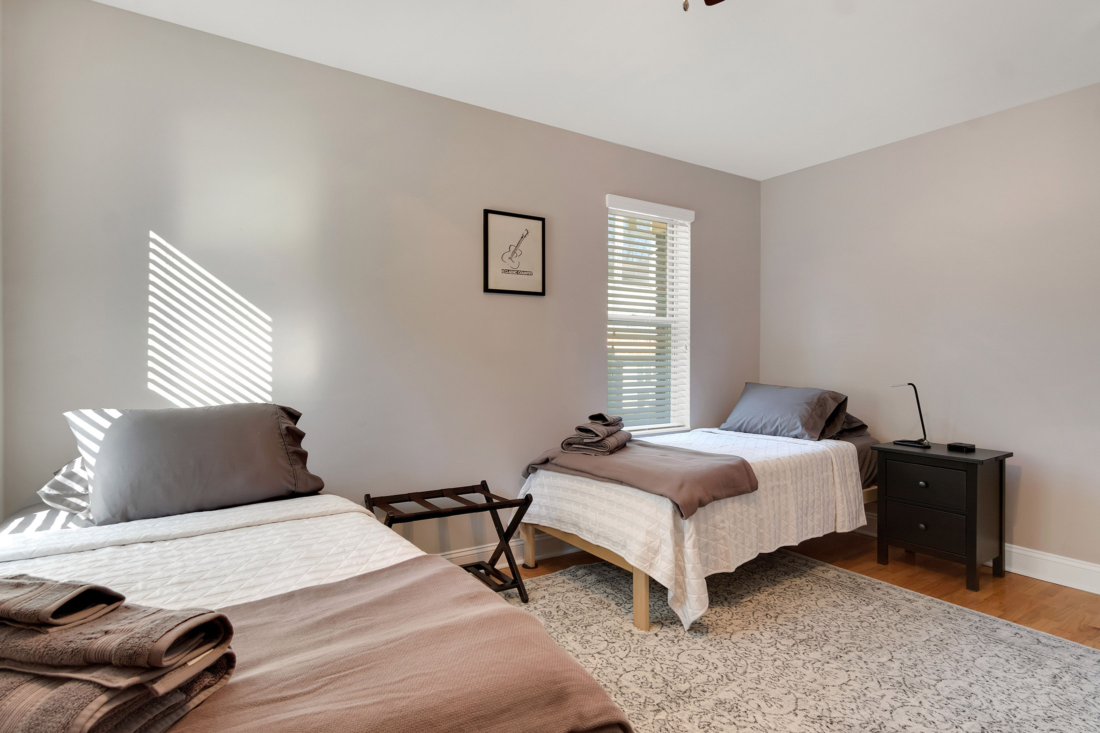  Beautifully Renovated Bungalow Perched above Orme Park in Virginia-Highland - 物件實景