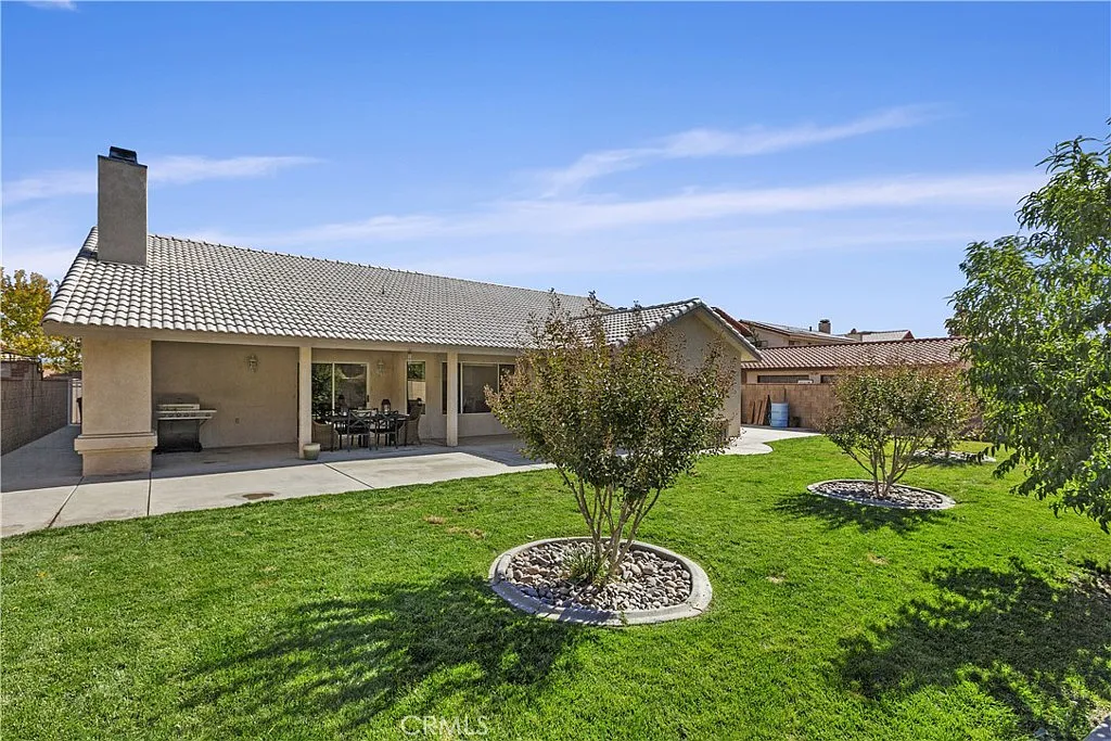 Victorvile, California, 92395, United States, 4 Bedrooms Bedrooms, ,2 BathroomsBathrooms,Residential,For Sale,1978607