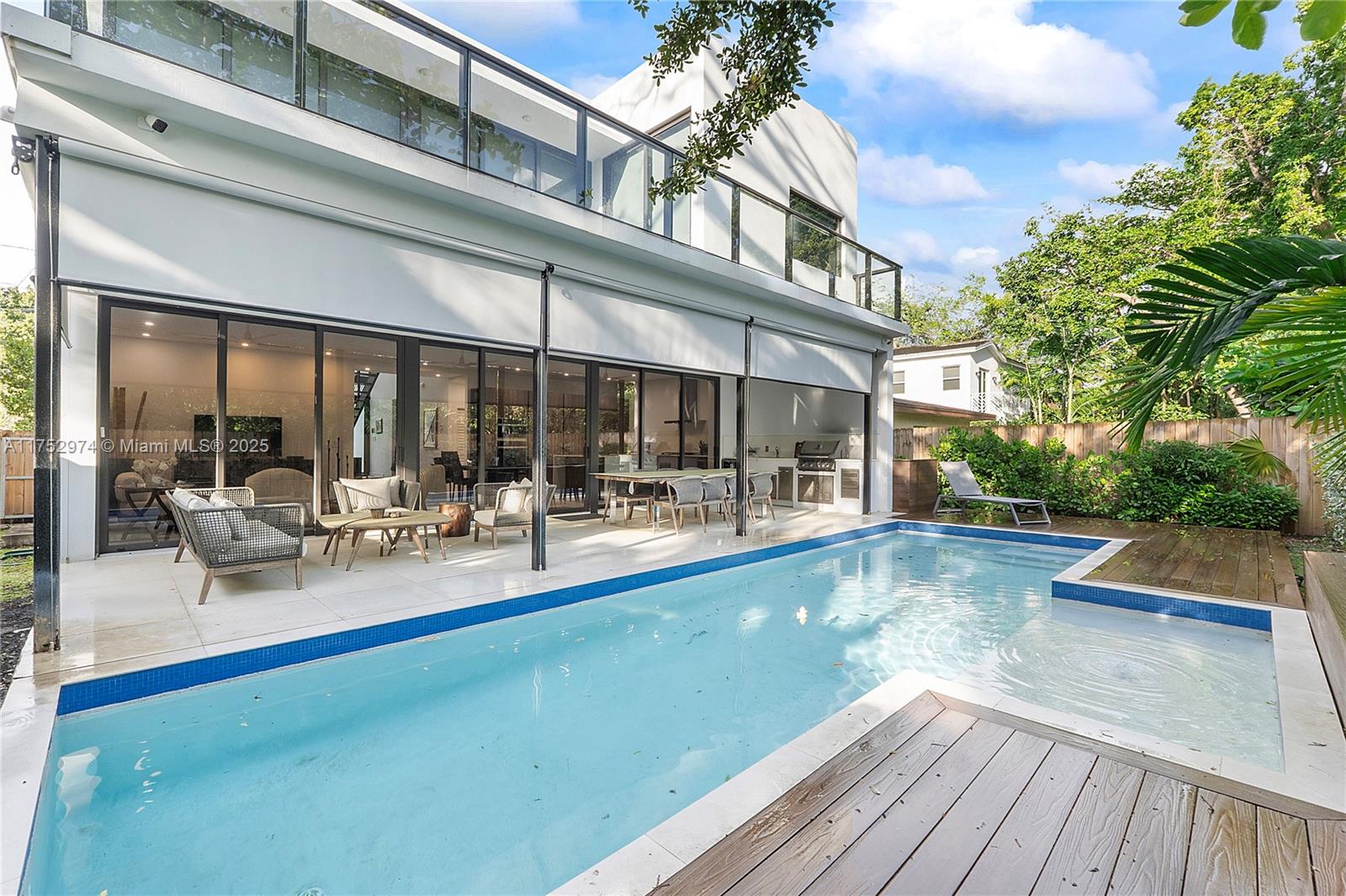 Miami, Florida, 33133, United States, 5 Bedrooms Bedrooms, ,5 BathroomsBathrooms,Residential,For Sale,1739354