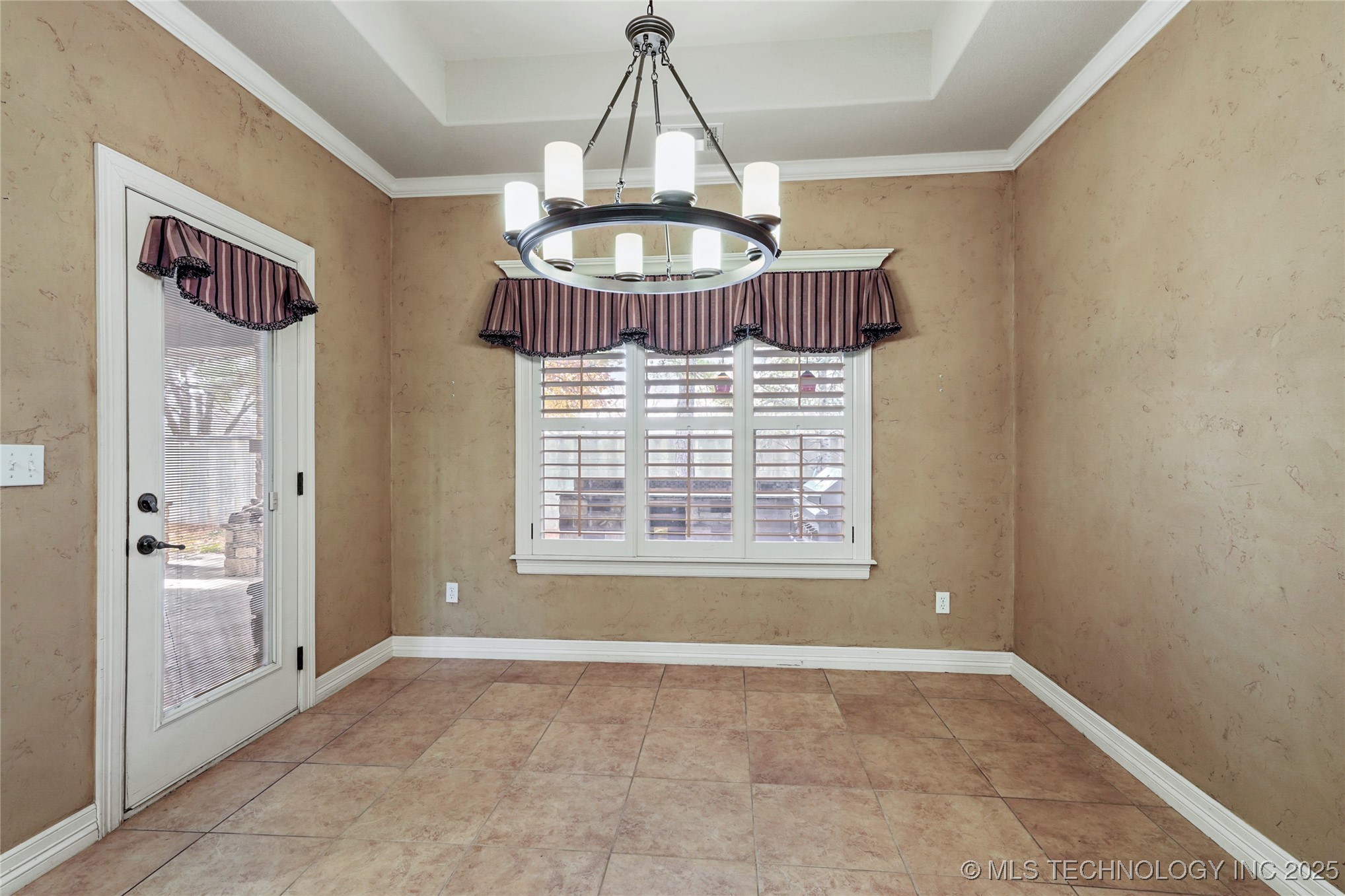 Tulsa, Oklahoma, 74137, United States, 4 Bedrooms Bedrooms, ,4 BathroomsBathrooms,Residential,For Sale,1992011