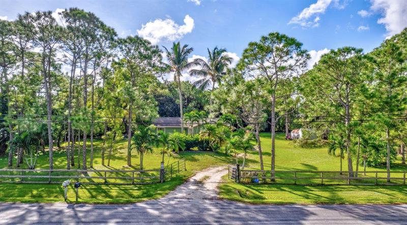 West Palm Beach, Florida, 33411, United States, 4 Bedrooms Bedrooms, ,2 BathroomsBathrooms,Residential,For Sale,1985075