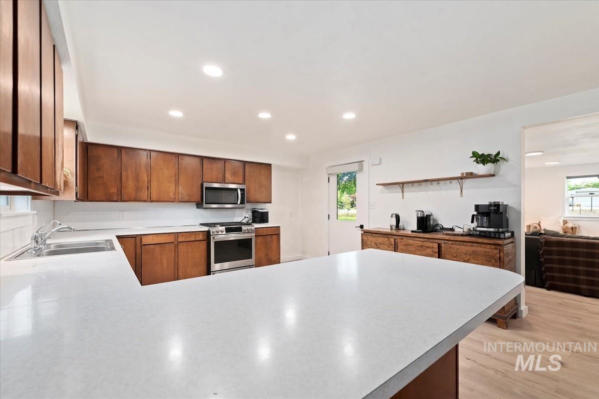 Nampa, Idaho, 83687, United States, 3 Bedrooms Bedrooms, ,2 BathroomsBathrooms,Residential,For Sale,1827445