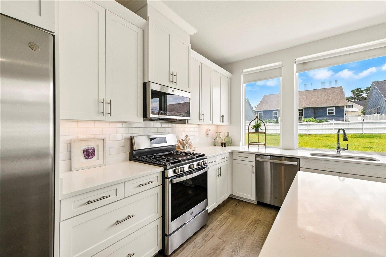 Tallahassee, Florida, 32311, United States, 4 Bedrooms Bedrooms, ,3 BathroomsBathrooms,Residential,For Sale,1907492