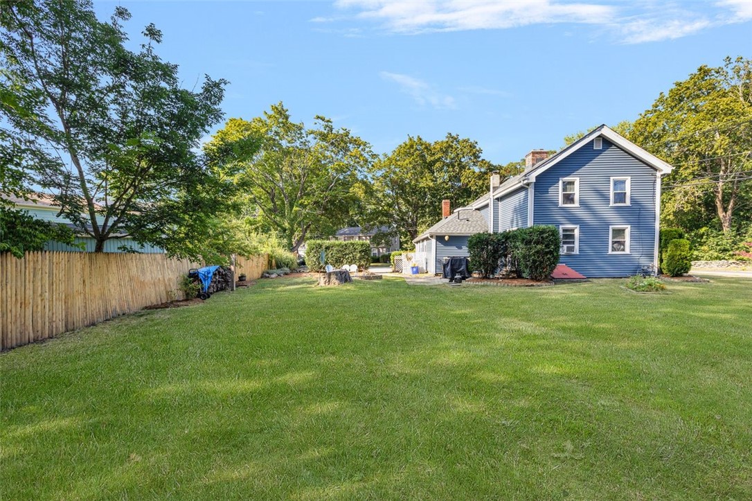 North Kingstown, Rhode Island, 02852, United States, 3 Bedrooms Bedrooms, ,2 BathroomsBathrooms,Residential,For Sale,1991417