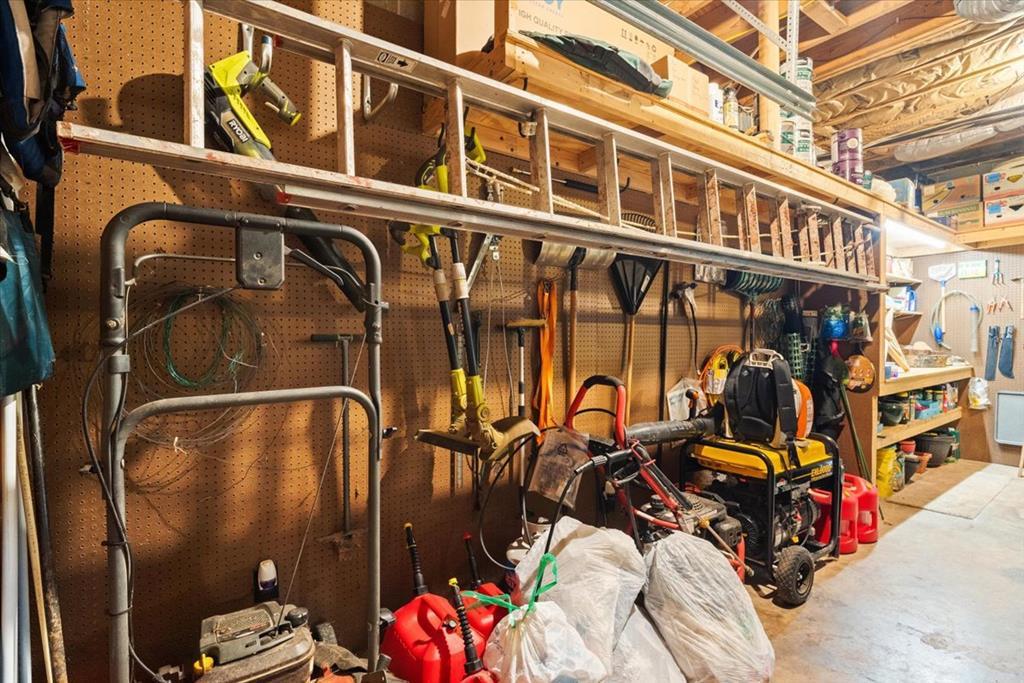 Cohutta, Georgia, 30710, United States, 3 Bedrooms Bedrooms, ,4 BathroomsBathrooms,Residential,For Sale,1998890