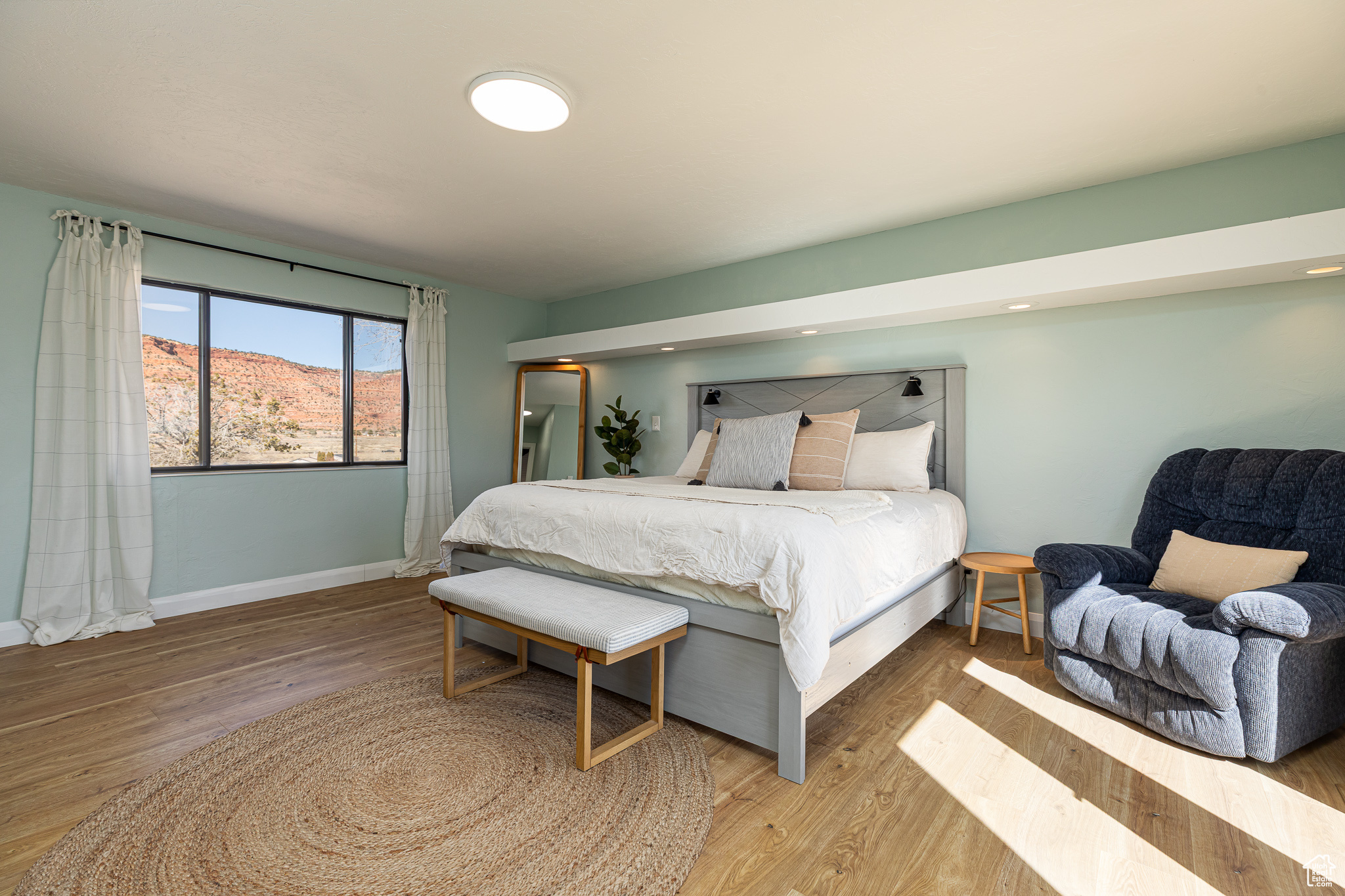 Kanab, Utah, 84741, United States, 3 Bedrooms Bedrooms, ,2 BathroomsBathrooms,Residential,For Sale,1856860