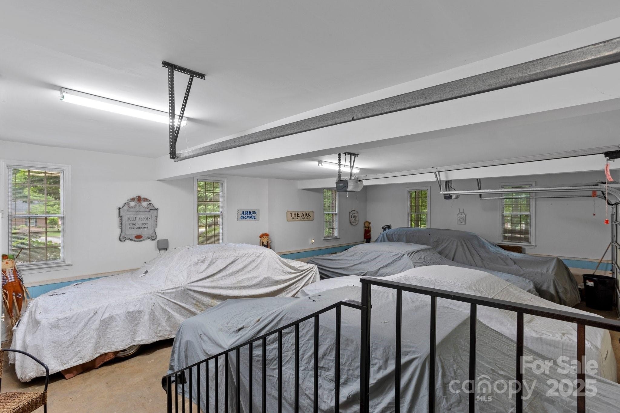 Salisbury, North Carolina, 28147, United States, 4 Bedrooms Bedrooms, ,5 BathroomsBathrooms,Residential,For Sale,1942875