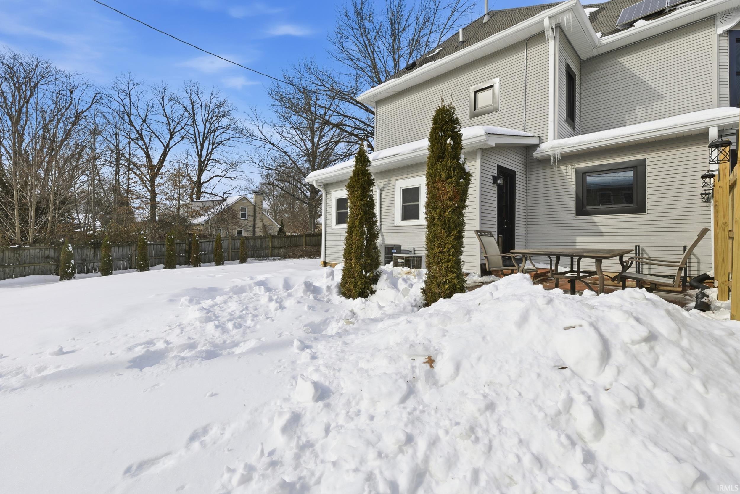 Bloomington, Indiana, 47401, United States, 4 Bedrooms Bedrooms, ,4 BathroomsBathrooms,Residential,For Sale,2013996