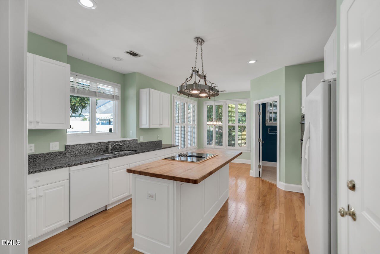 Pittsboro, North Carolina, 27312, United States, 3 Bedrooms Bedrooms, ,2 BathroomsBathrooms,Residential,For Sale,1974306