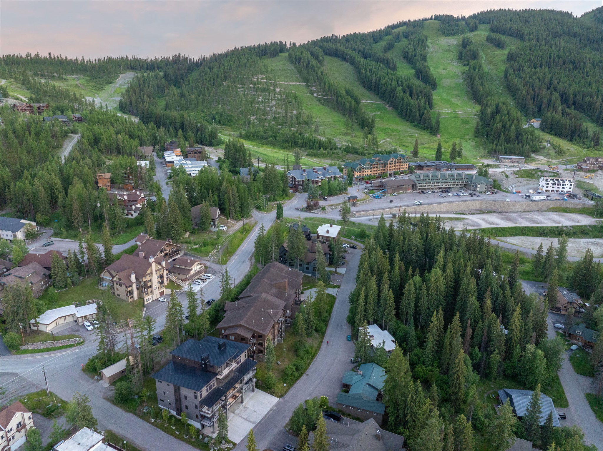 3812 Tamarack Avenue, B - 物件實景