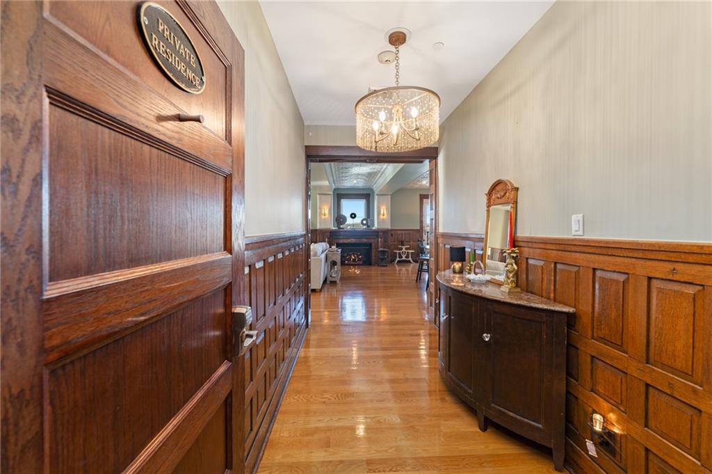 Bristol, Rhode Island, 02809, United States, 2 Bedrooms Bedrooms, ,3 BathroomsBathrooms,Residential,For Sale,1834727