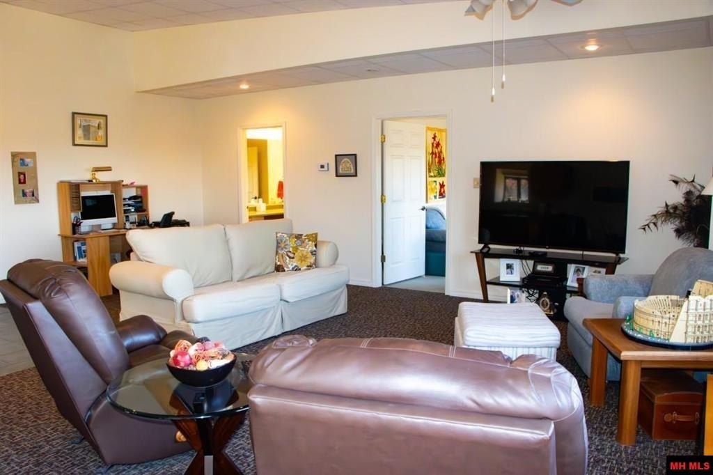 Mountain Home, Arkansas, 72653, United States, 1 Bedroom Bedrooms, ,1 BathroomBathrooms,Residential,For Sale,1974549