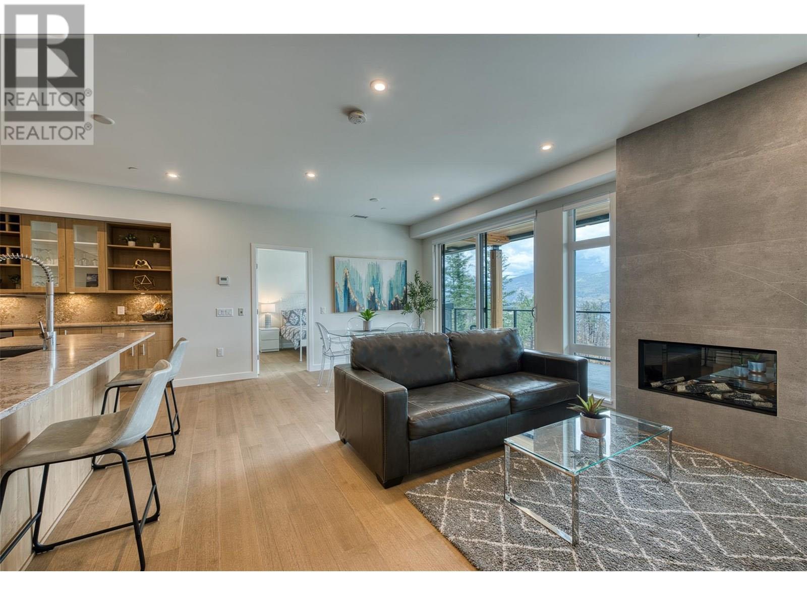 LAKE COUNTRY, British Columbia, V4V 0C4, CA, 2 Bedrooms Bedrooms, ,2 BathroomsBathrooms,Residential,For Sale,1896027