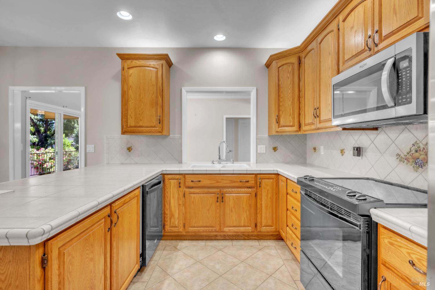 Hidden Valley Lake, California, 95467, United States, 5 Bedrooms Bedrooms, ,3 BathroomsBathrooms,Residential,For Sale,1850349
