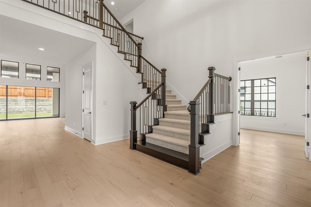 Frisco, Texas, 75033, United States, 5 Bedrooms Bedrooms, ,6 BathroomsBathrooms,Residential,For Sale,1838755