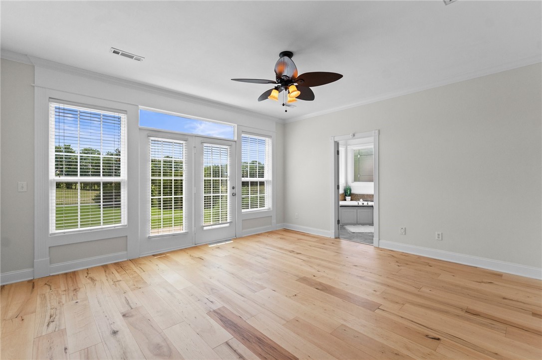 Fayetteville, Arkansas, 72701, United States, 5 Bedrooms Bedrooms, ,4 BathroomsBathrooms,Residential,For Sale,1838012