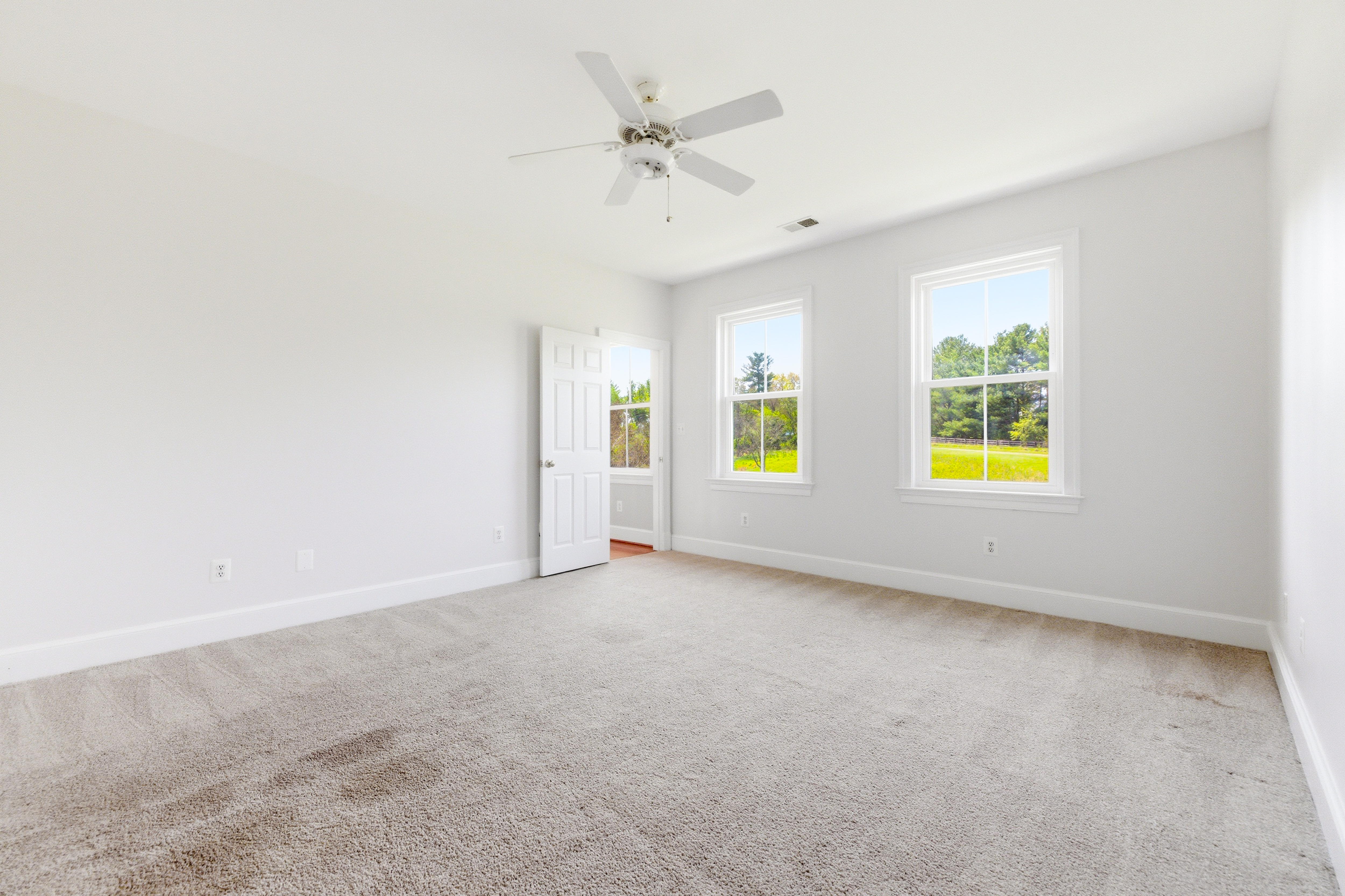  15018 Clover Hill Road, Waterford, VA 20197 - 物件實景