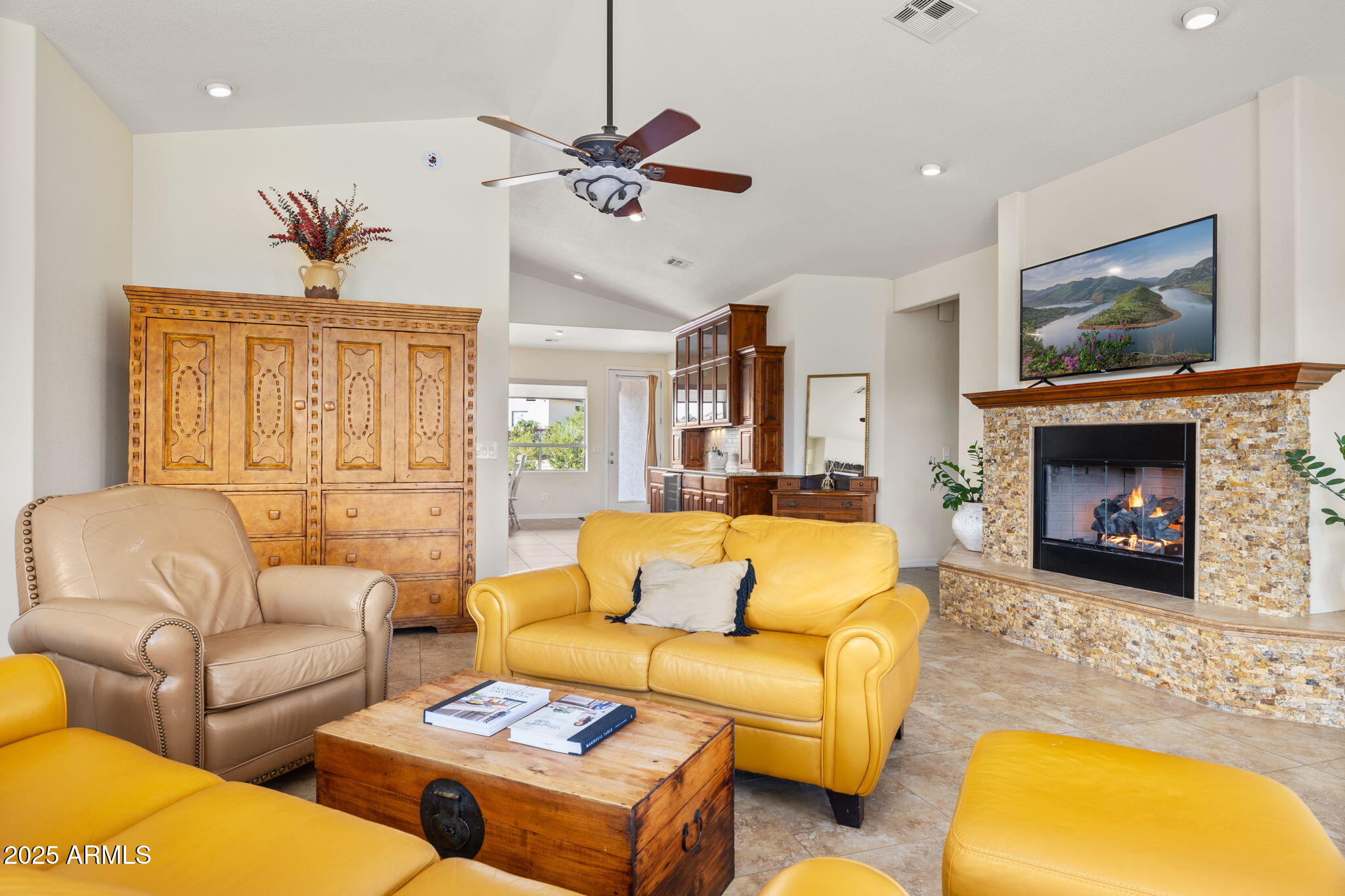 Peoria, Arizona, 85383, United States, 3 Bedrooms Bedrooms, ,2 BathroomsBathrooms,Residential,For Sale,1989299