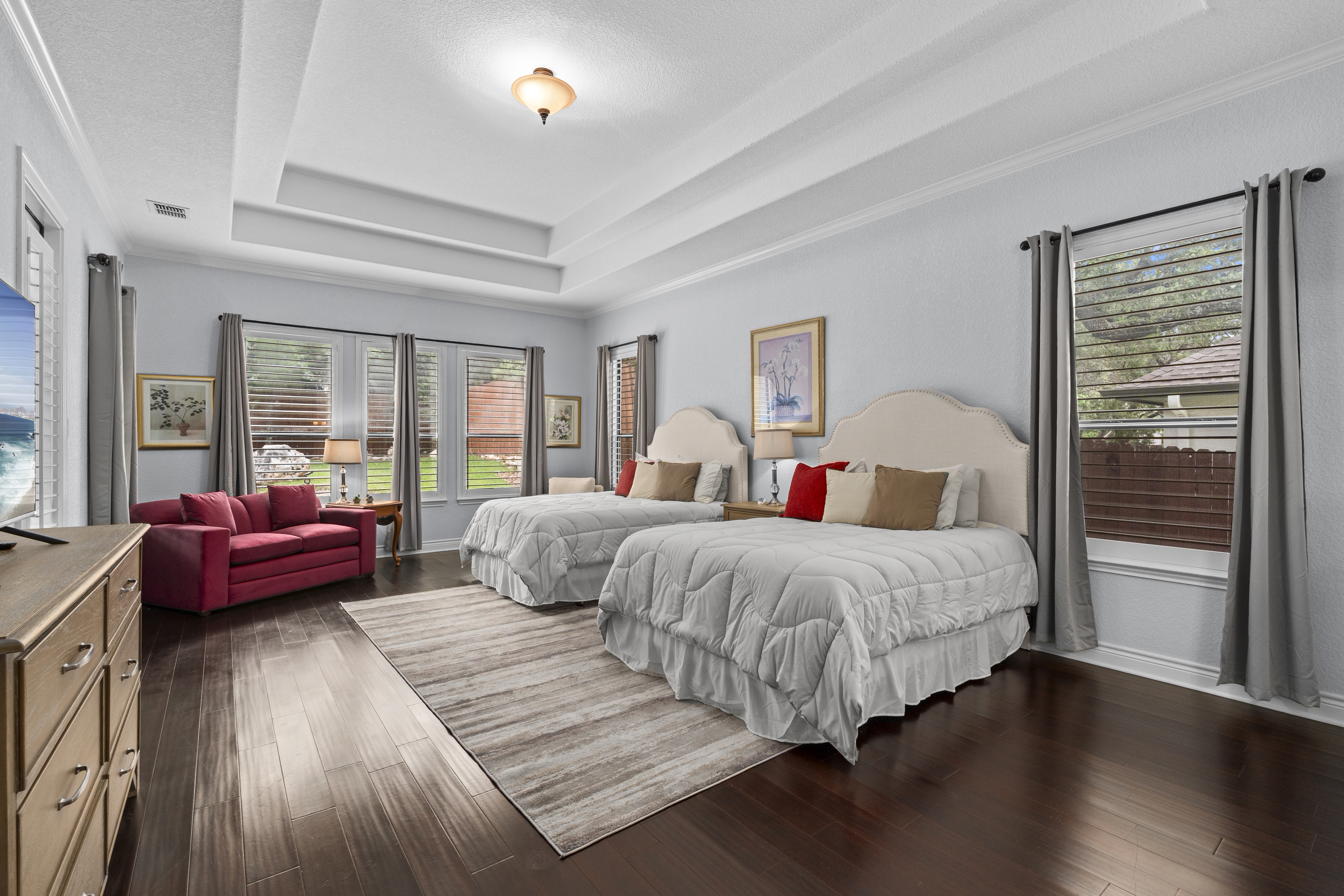  Remodeled Estate Living in Rogers Ranch - 物件實景