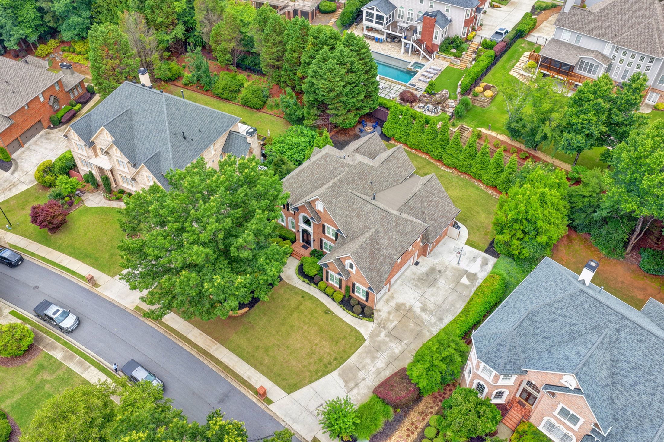  Stunning, Fully Renovated Glen Abbey Home Nestled in the Heart of Alpharetta - 物件實景